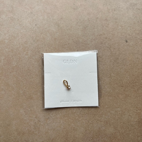 GLDN extra solid gold Aura charm white sapphire - Picture 4 of 9